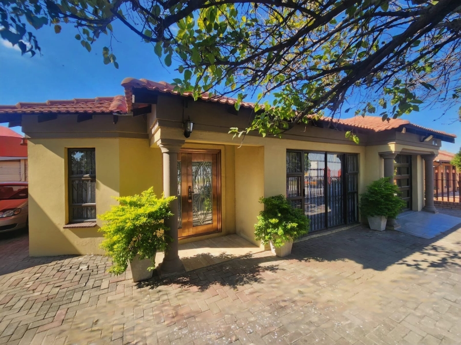 3 Bedroom Property for Sale in Boitekong North West